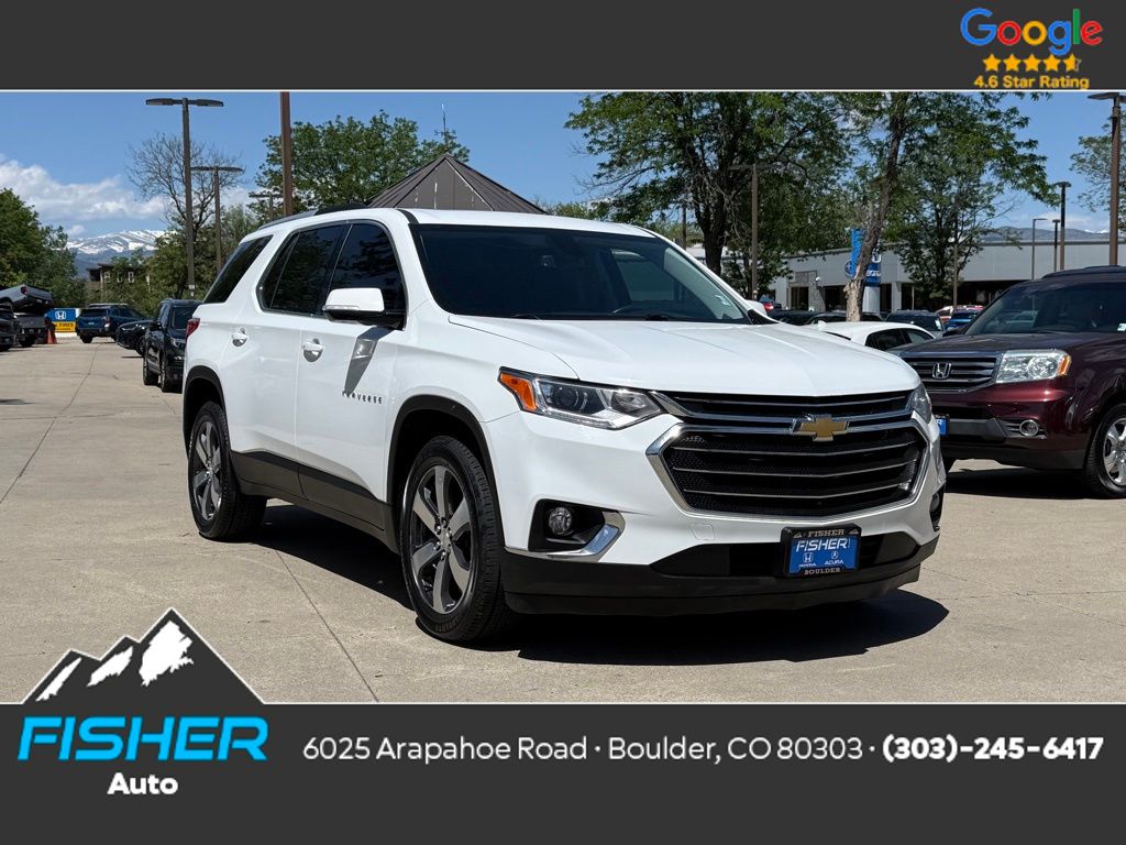 Summit White 2018 Chevrolet Traverse SUV / Crossover Four-Wheel Drive 9-Speed Automatic