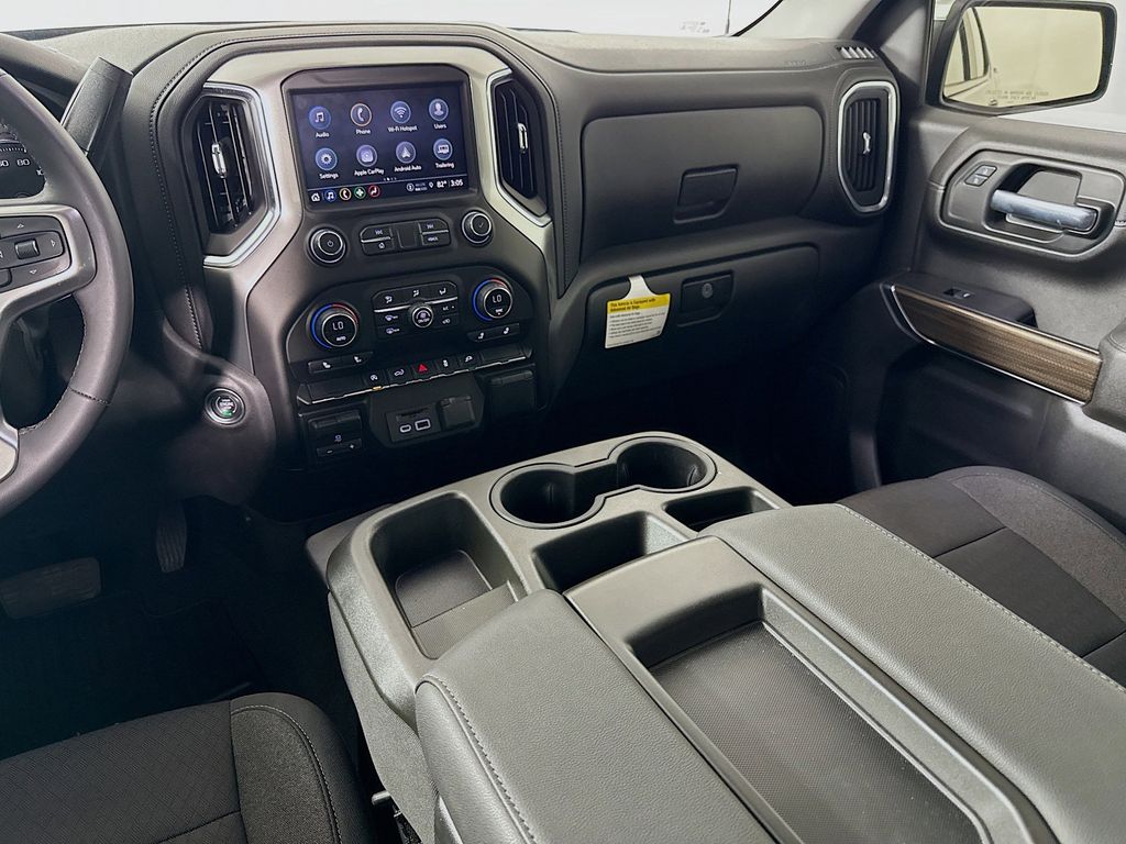 Thumbnail: 2021 Chevrolet Silverado 1500 - 21