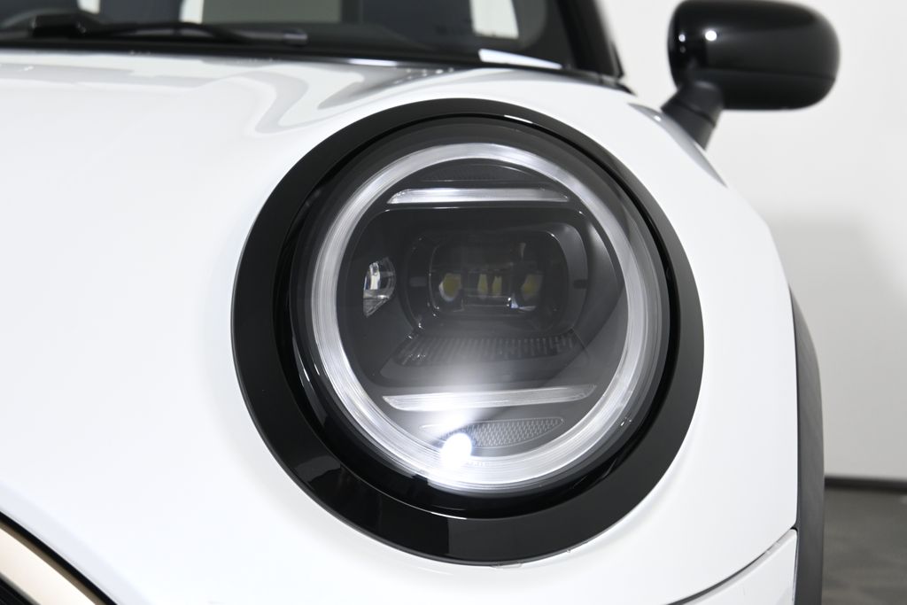 Thumbnail: 2026 MINI Cooper - 17