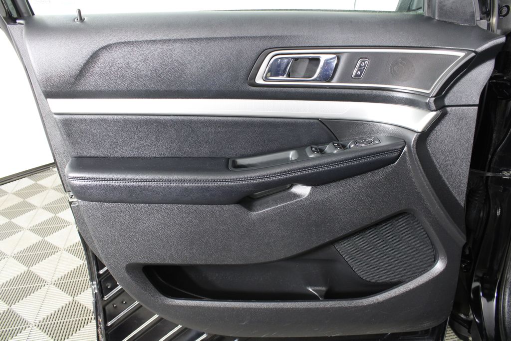 Used 2017 Ford Explorer for sale in 