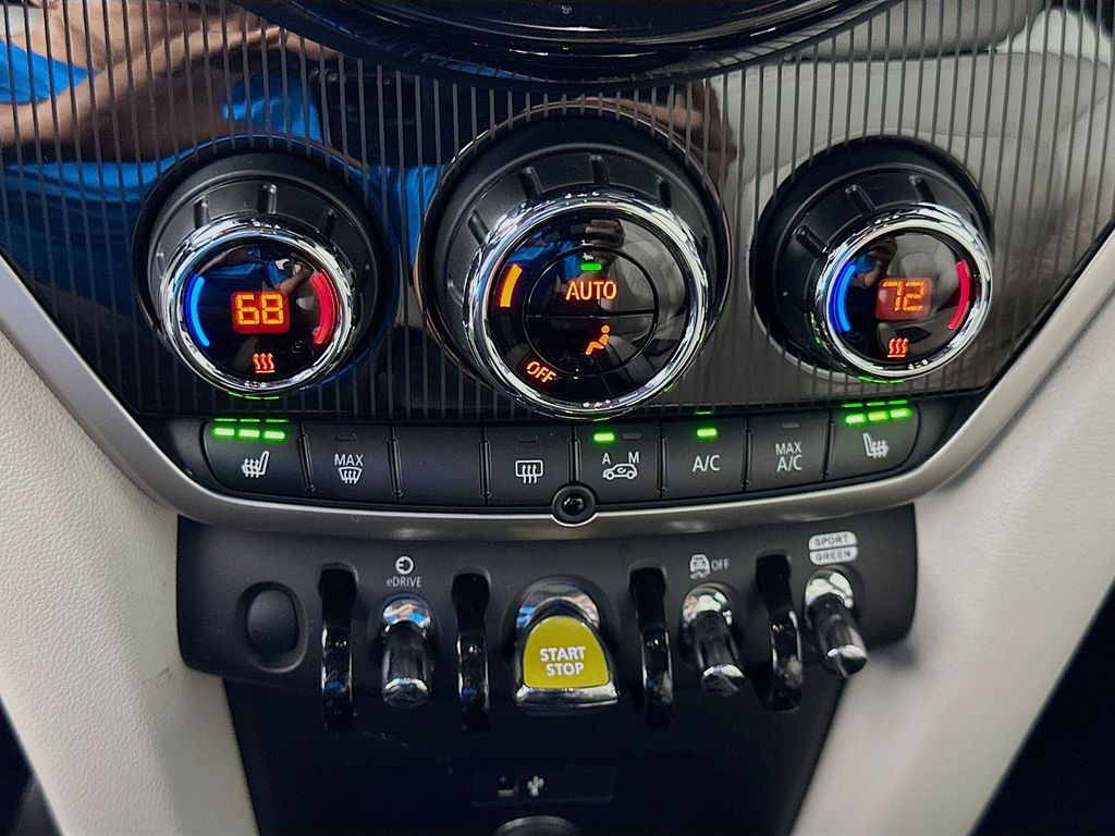 Thumbnail: 2023 MINI Cooper Countryman - 16