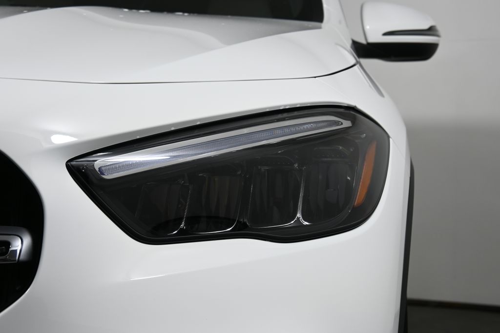 Thumbnail: 2025 Mercedes-Benz GLA - 10