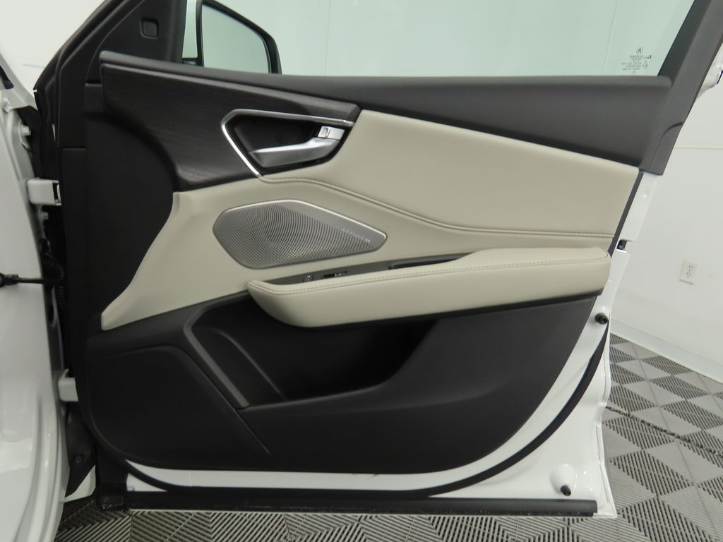 Thumbnail: 2026 Acura RDX - 25