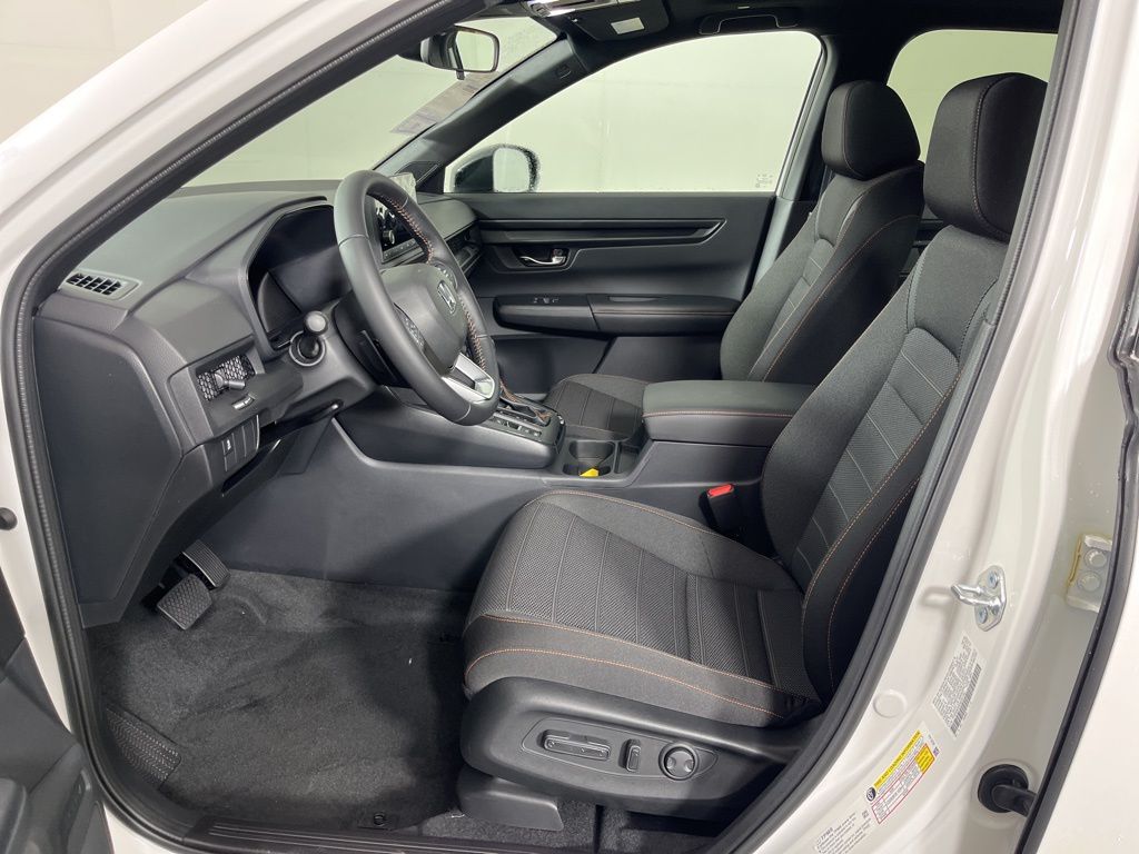 2025 Honda CR-V Sport 23