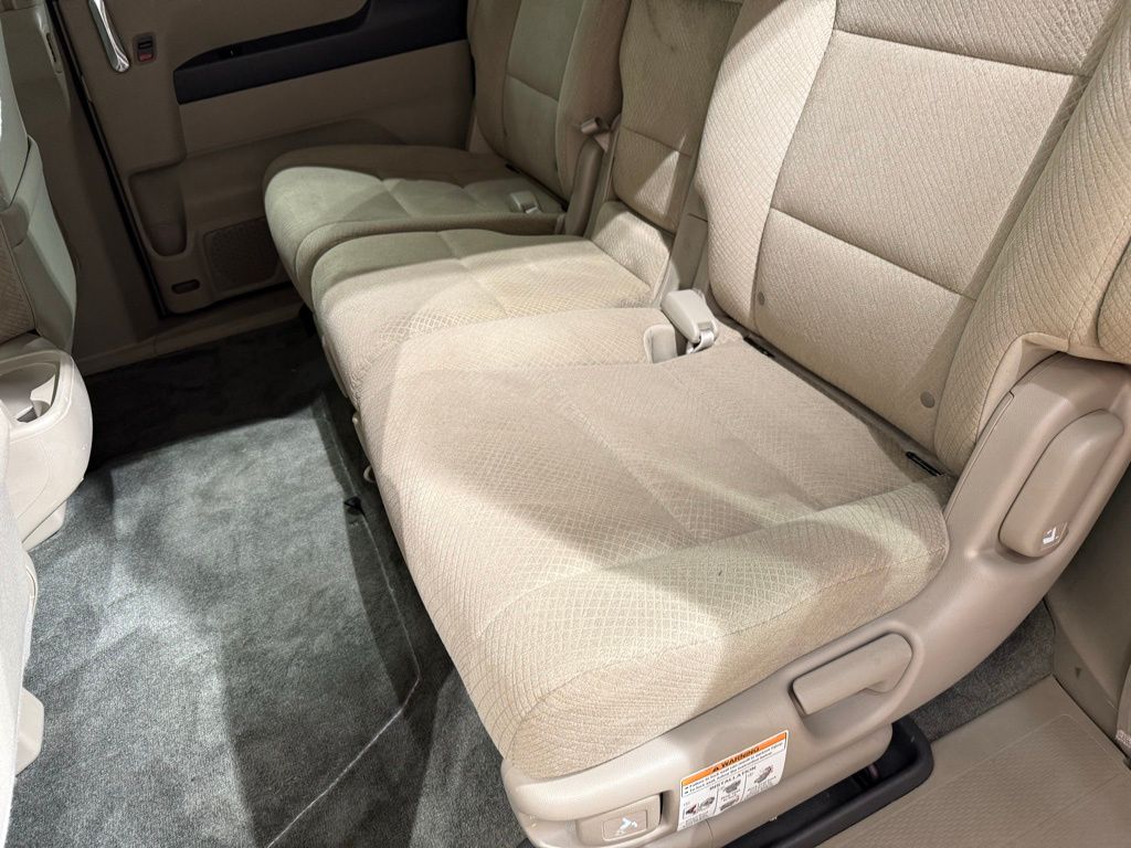 Thumbnail: 2015 Honda Odyssey - 19