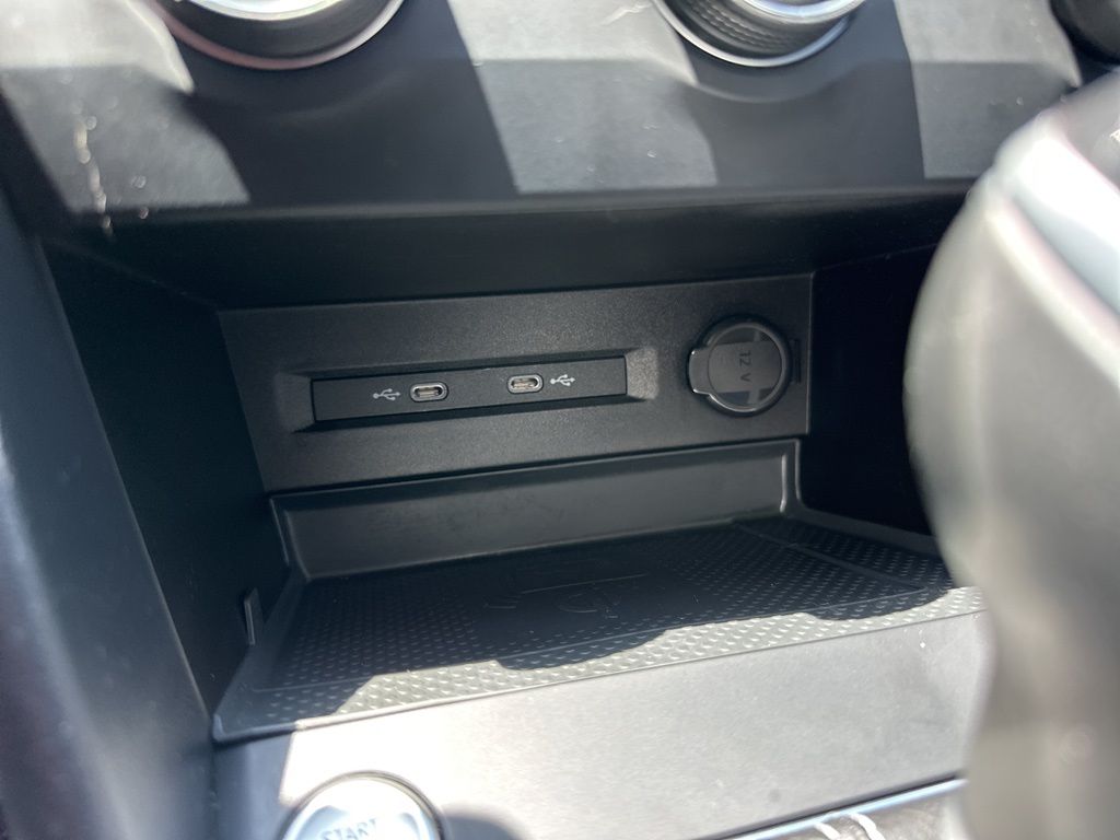 2022 Gray Volkswagen Taos 1.5T SE FWD SUV
