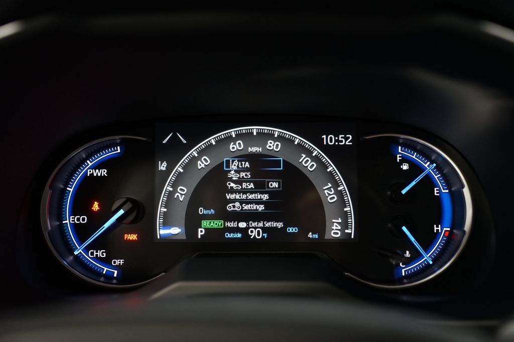2025 Toyota RAV4 LE 15