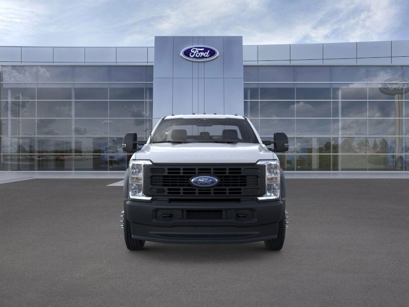 New 2026 Oxford White Ford F-450® XL image 6