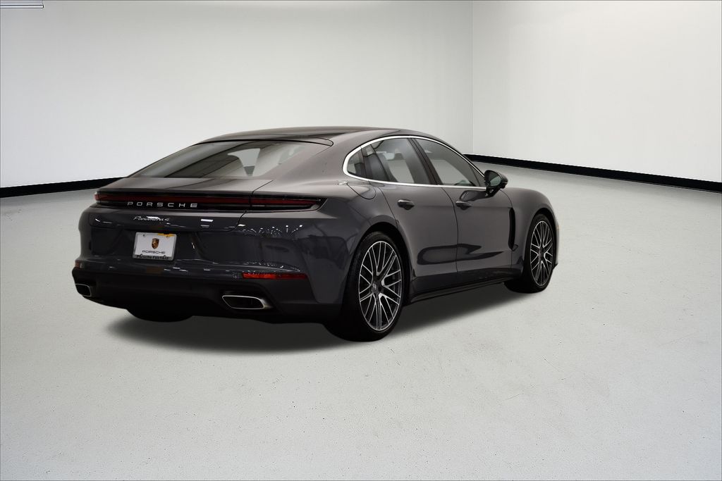 Thumbnail: 2025 Porsche Panamera - 5