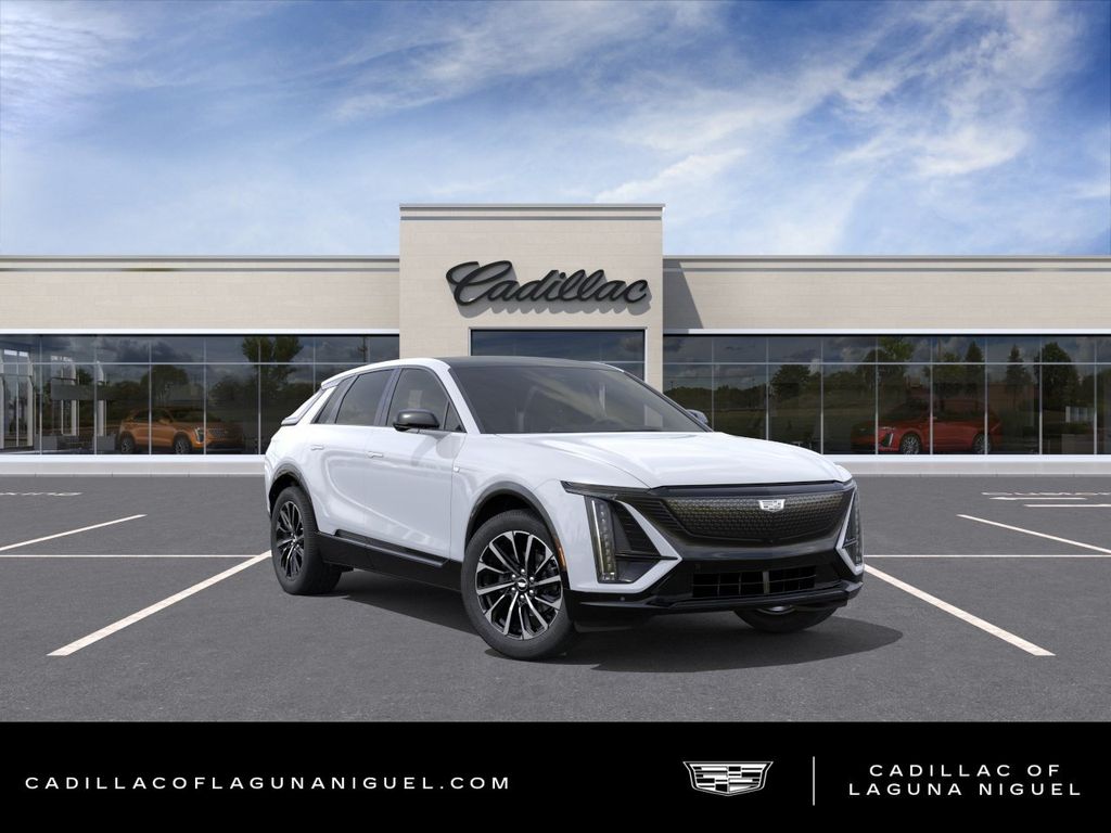 Vibrant White Tricoat 2026 Cadillac LYRIQ SUV / Crossover Rear-Wheel Drive 1-Speed Automatic