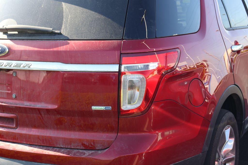 2015 Ford Explorer XLT 7