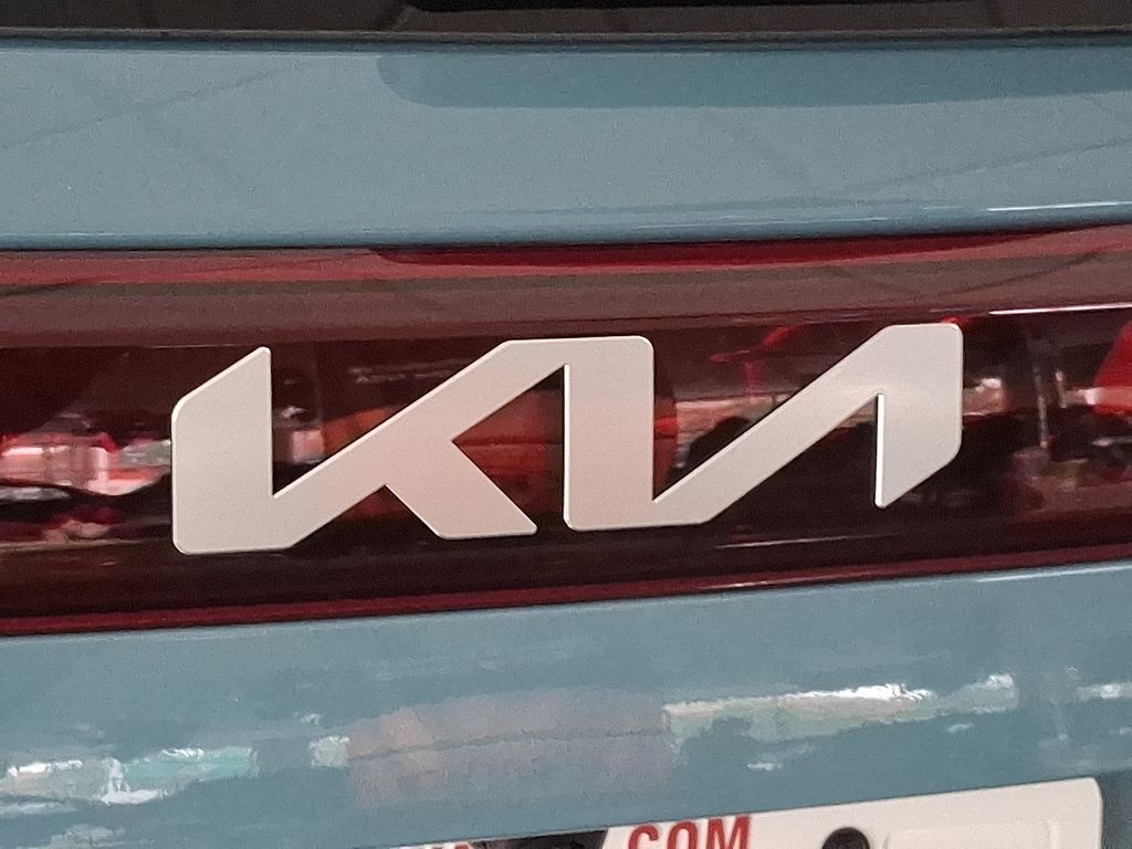 2026 Kia Seltos EX - Photo 11