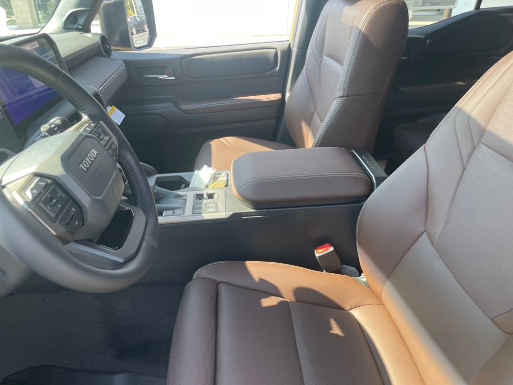 2025 Toyota Land Cruiser photo 36