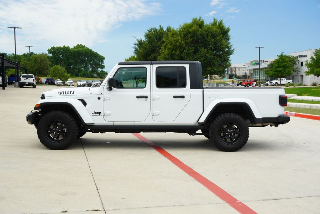 Used Car 2025 Jeep Gladiator  Willys For Sale Under $50,000 In Weatherford, Texas