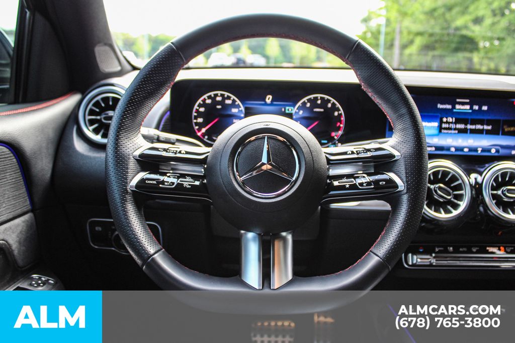 Used 2024 Black Mercedes-Benz GLB 250 image 24