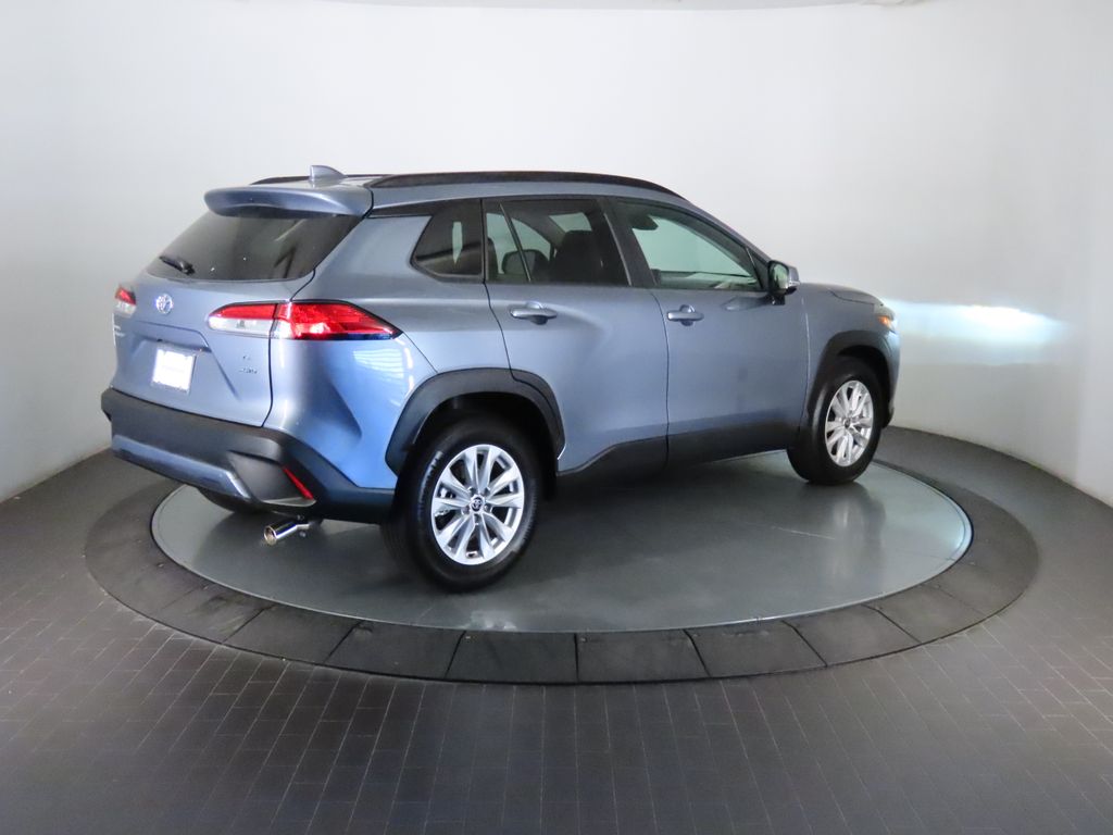 Thumbnail: 2022 Toyota Corolla Cross - 7