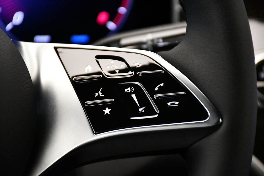 Thumbnail: 2026 Mercedes-Benz GLC - 23