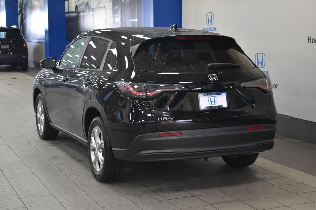 2025 Honda HR-V LX 5