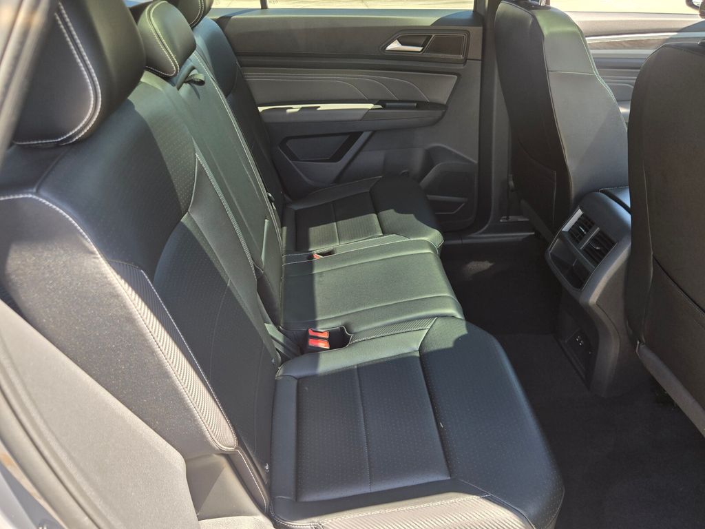 2022 Volkswagen Atlas - $20,600
