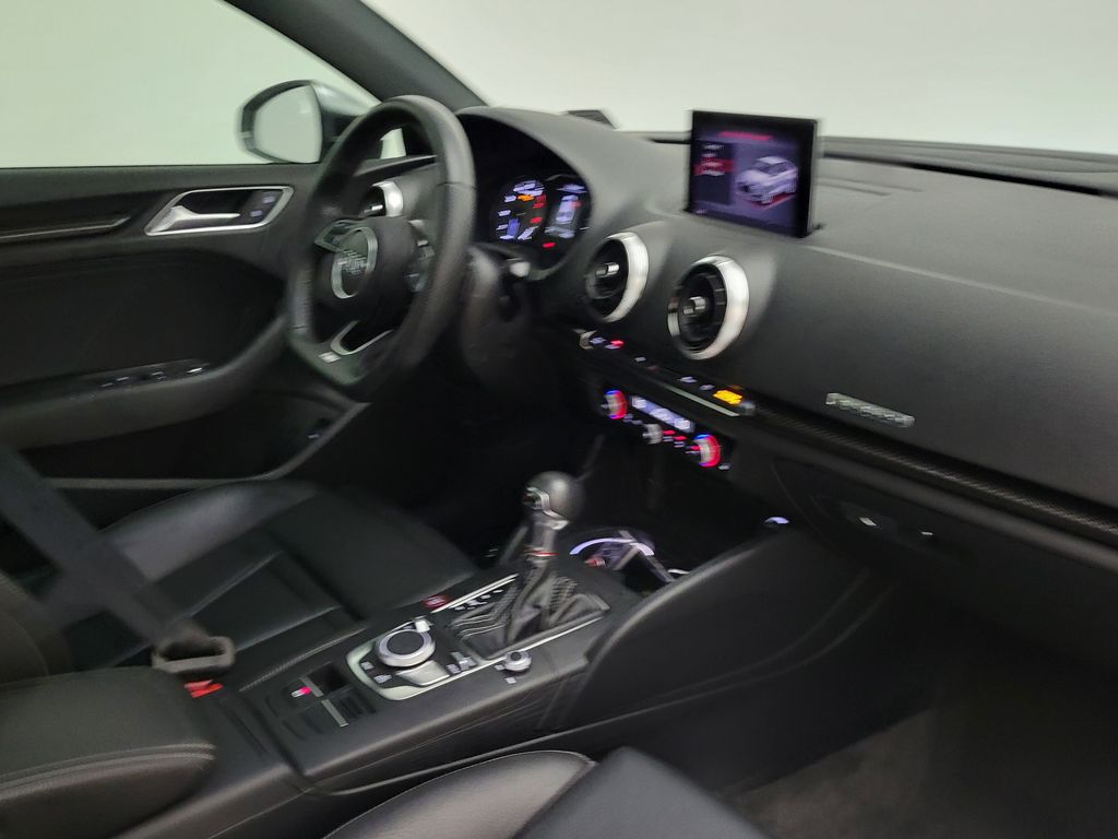 Thumbnail: 2020 Audi S3 - 13
