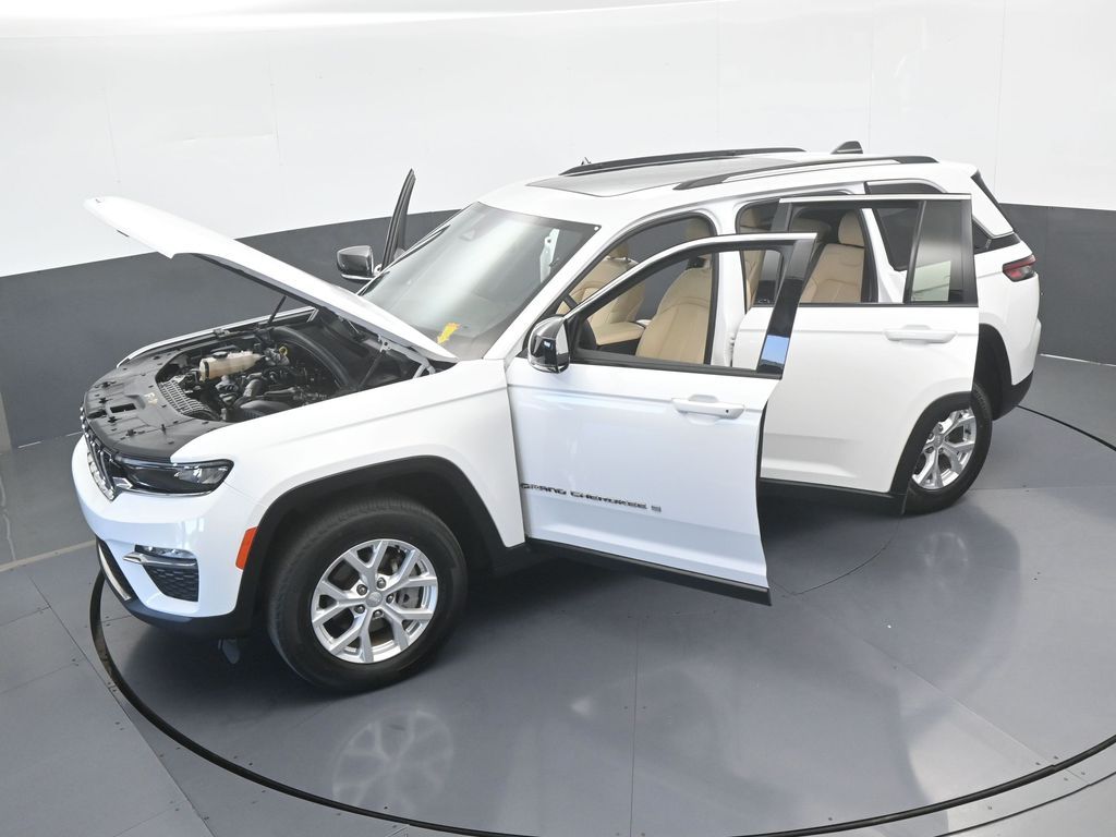 Used 2023 Bright White Clearcoat Jeep Limited image 68