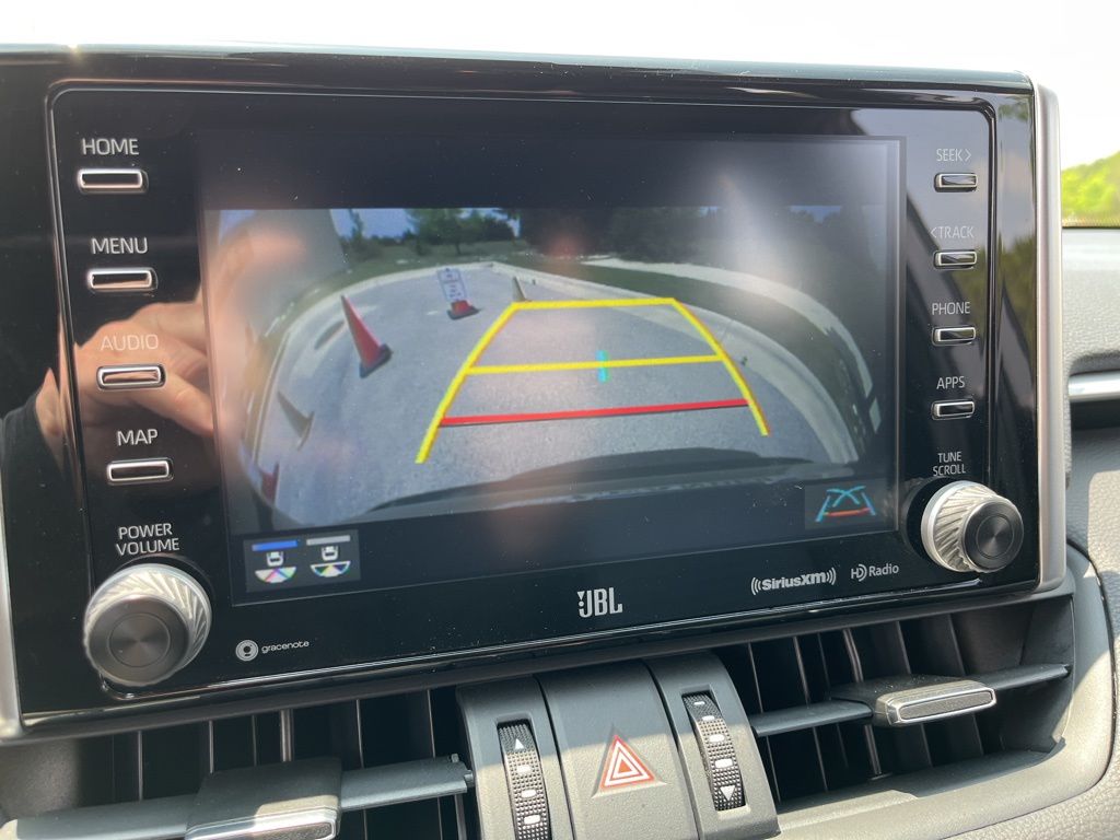 2021 Toyota RAV4 XSE 24