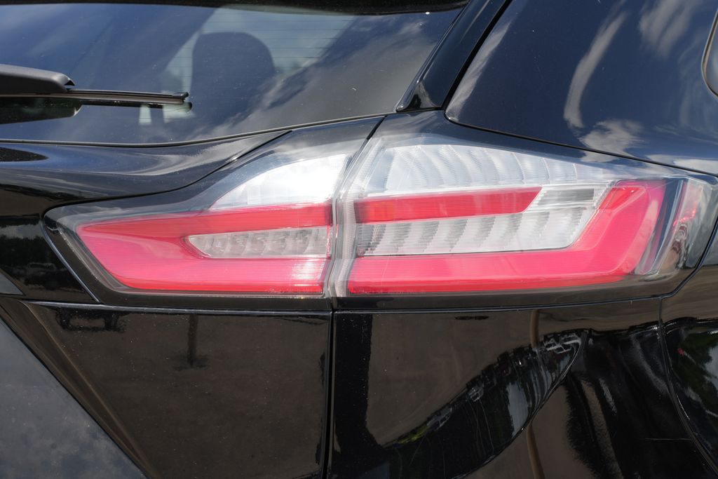 2021 Ford Edge SE Black at Bravo Nissan
