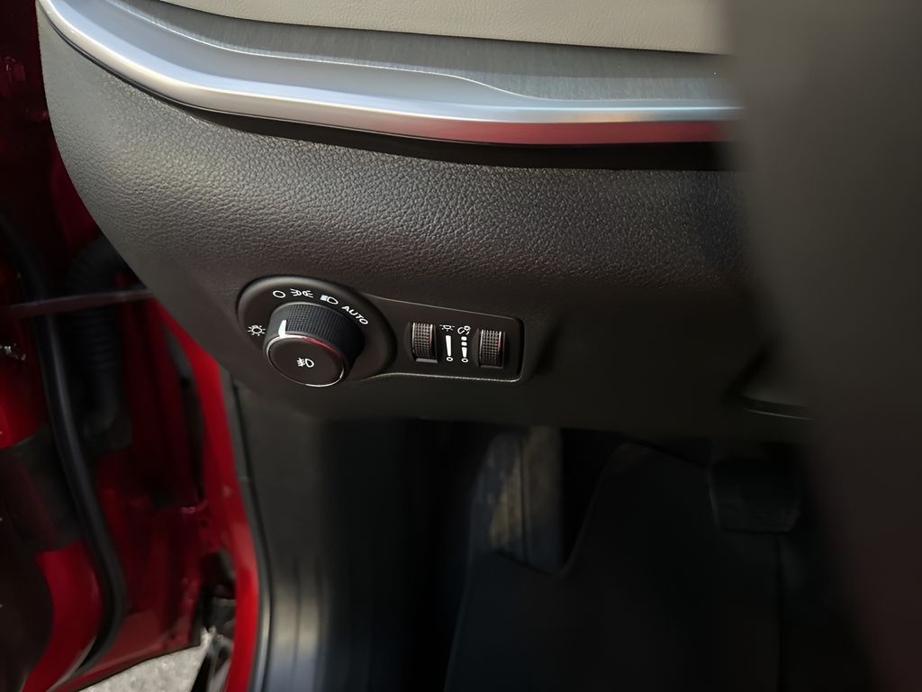 Used Car 2025 Jeep Compass  Limited For Sale Under $25,000 In Austin, Texas