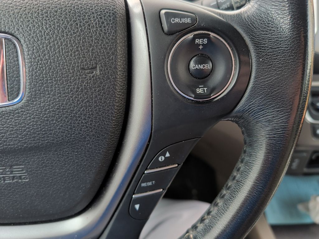 2016 White Diamond Pearl Honda Pilot EX-L FWD SUV