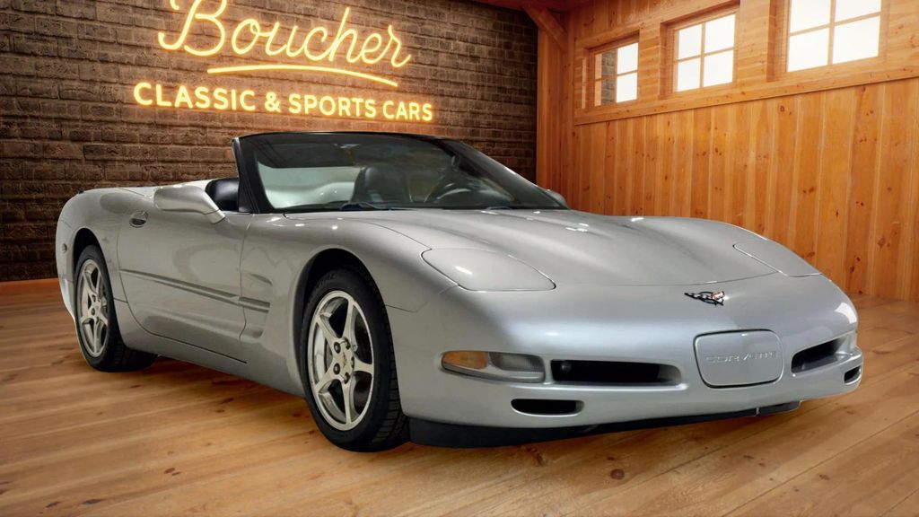 2004 Chevrolet Corvette Convertible RWD