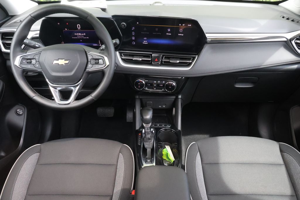 Thumbnail: 2026 Chevrolet TrailBlazer - 17