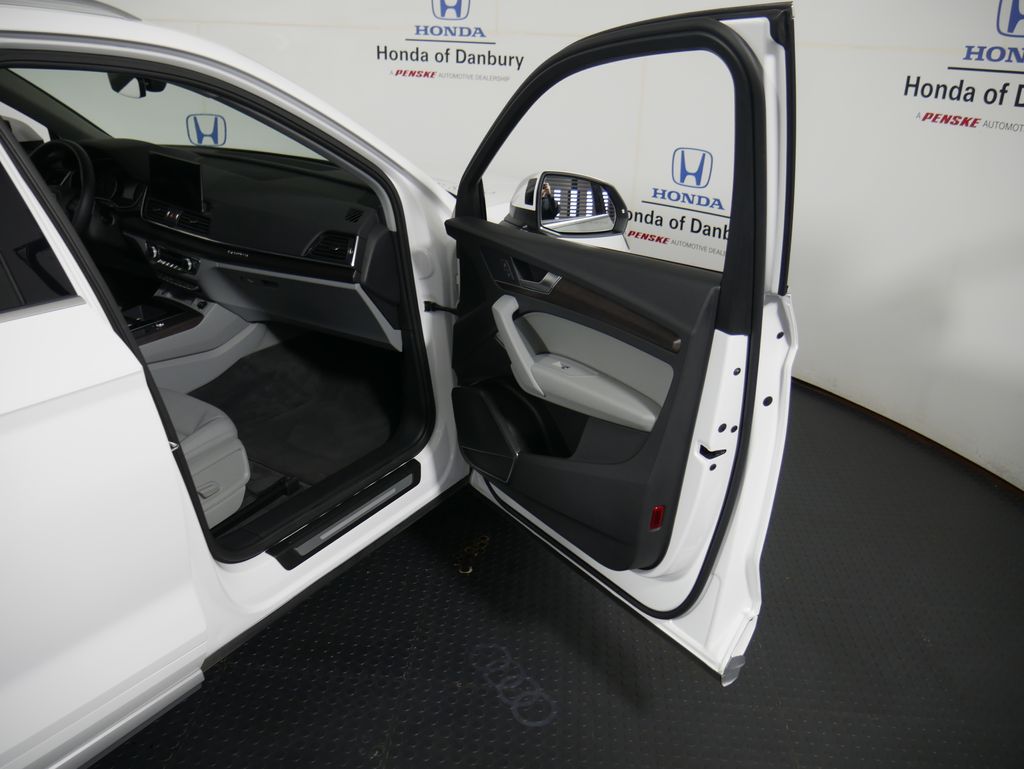 Thumbnail: 2021 Audi Q5 - 7