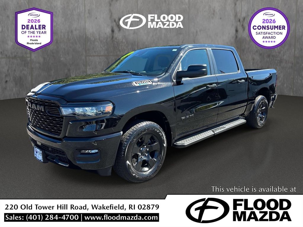 Diamond Black Crystal Pearlcoat 2025 RAM 1500 Pickup Truck Four-Wheel Drive 8-Speed Automatic