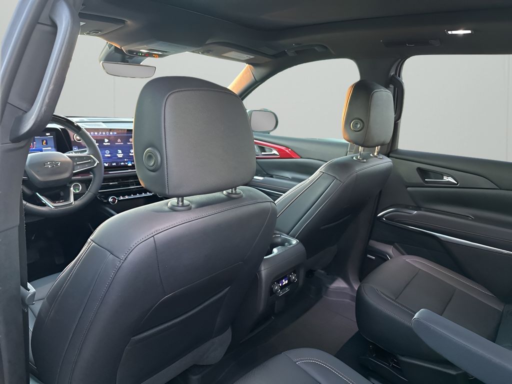 Used Car 2025 Chevrolet Traverse  Z71 For Sale Under $50,000 In Austin, Texas