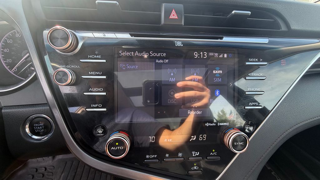 2018 Toyota Camry XLE - Photo 29