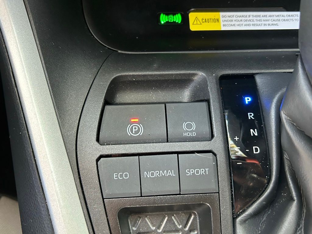 Thumbnail: 2024 Toyota RAV4 - 27