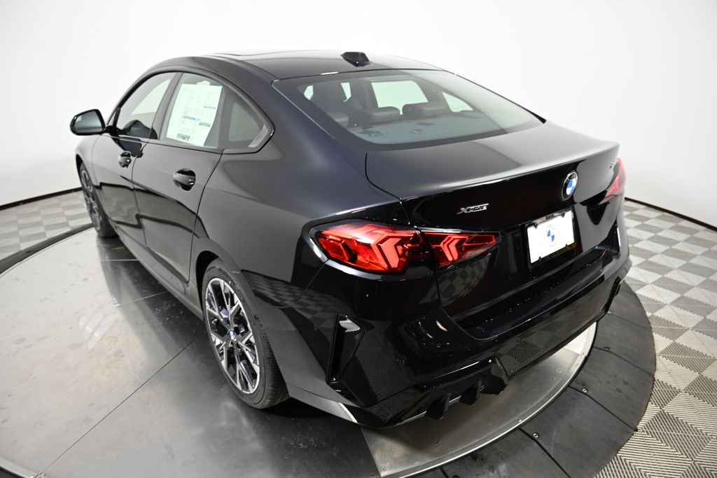 Thumbnail: 2026 BMW 2 Series - 3