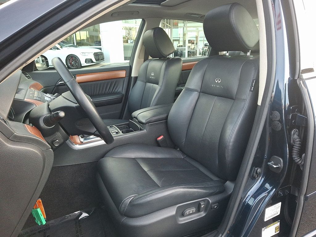 Thumbnail: 2006 INFINITI M35 - 12