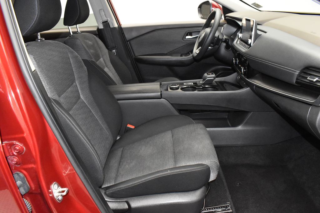 Thumbnail: 2021 Nissan Rogue - 24