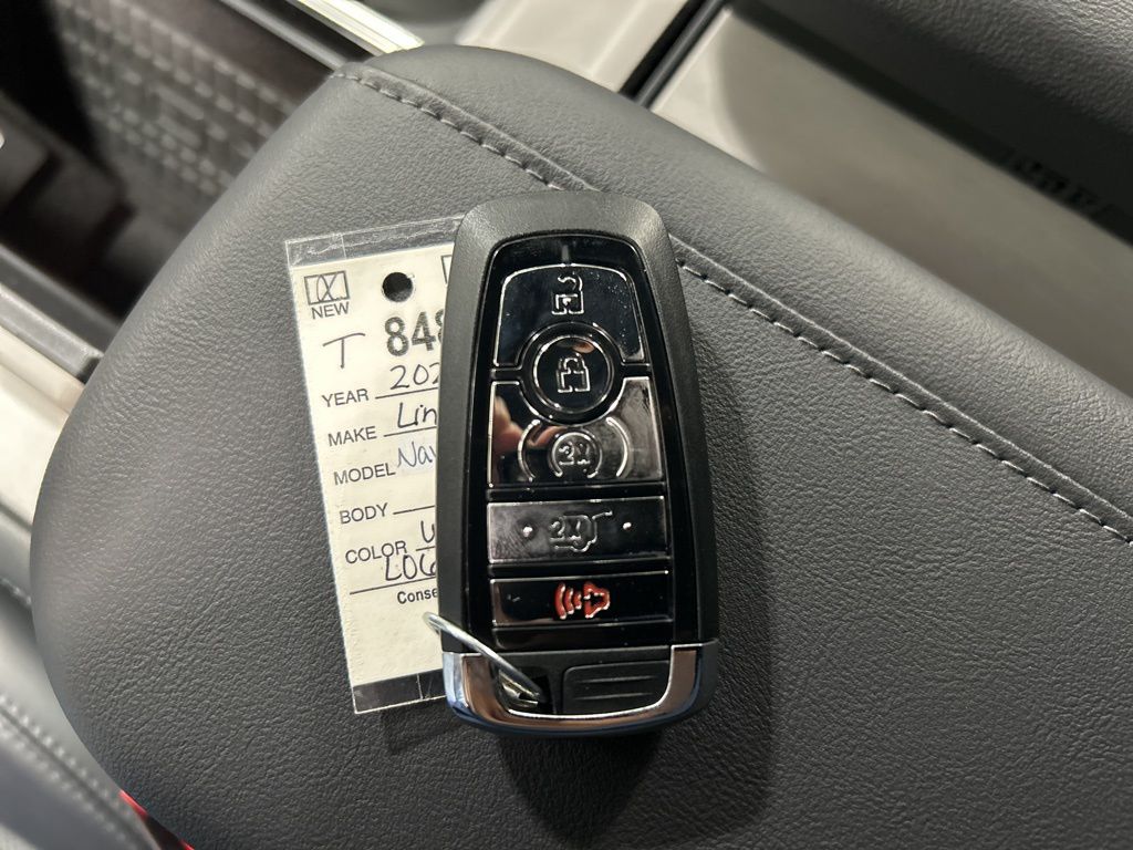 new 2026 Lincoln Navigator L car, priced at $109,230