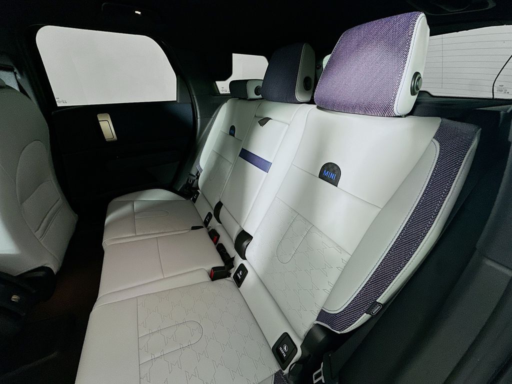 Thumbnail: 2026 MINI Cooper Countryman - 17