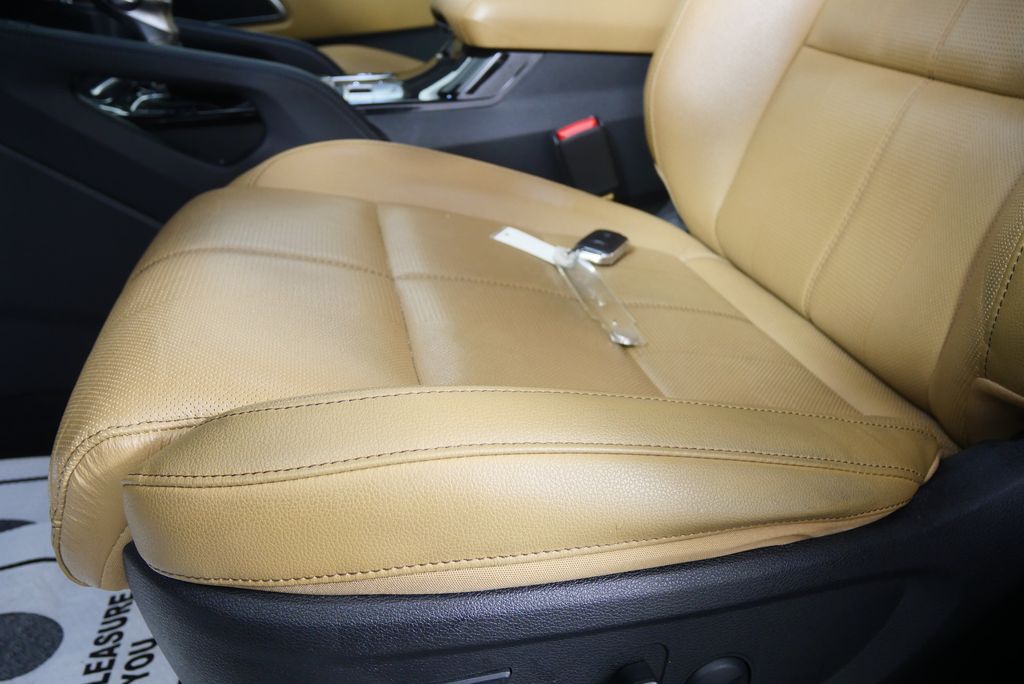 Thumbnail: 2021 Kia Telluride - 10