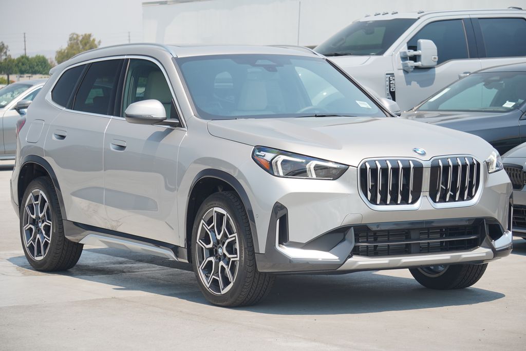 Thumbnail: 2025 BMW X1 - 3