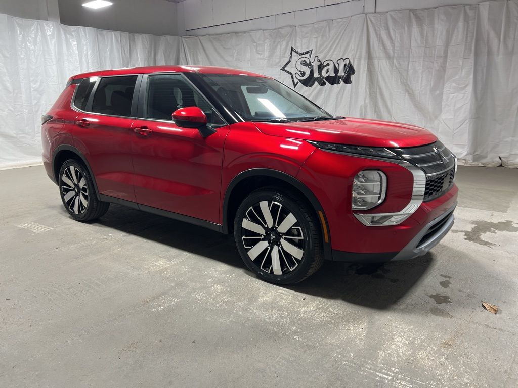 Red Diamond 2025 Mitsubishi Outlander SE FWD SUV / Crossover Front-Wheel Drive Continuously Variable Transmission