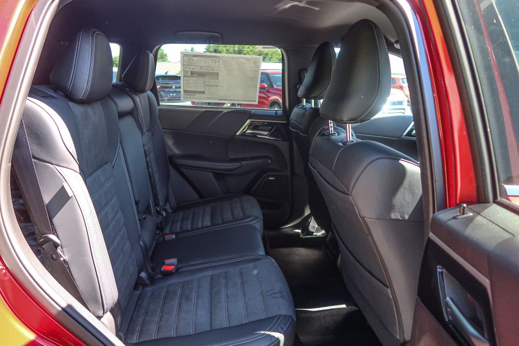 2026 Mitsubishi Outlander LE 2.5 S-AWC