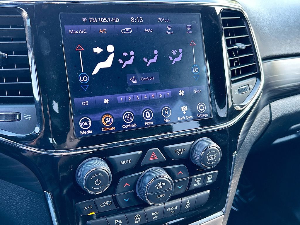 Thumbnail: 2021 Jeep Grand Cherokee - 16