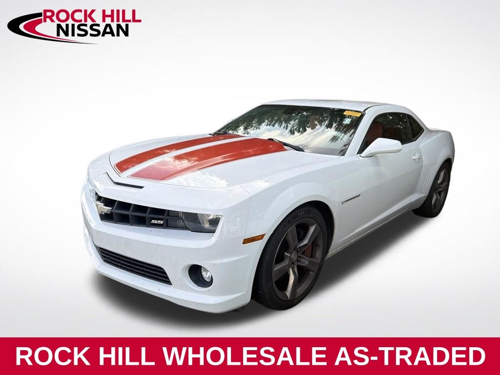 Summit White 2010 Chevrolet Camaro Coupe Rear-Wheel Drive 6-Speed Automatic