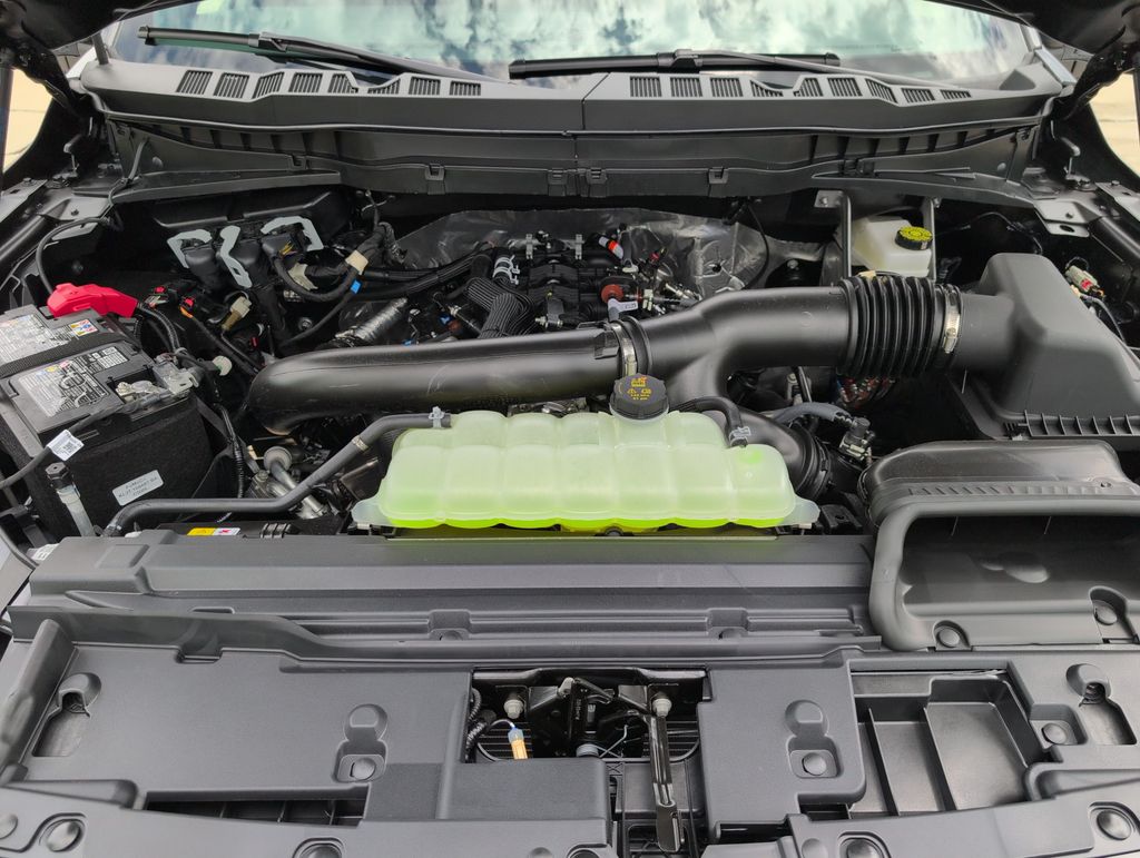 New 2026 Gray Ford Tremor image 31