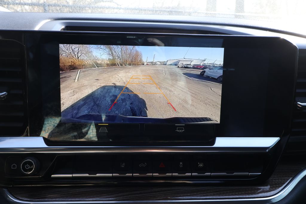 Thumbnail: 2024 Chevrolet Silverado 2500 - 17