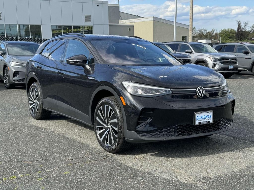 2025 Volkswagen ID.4 Pro photo